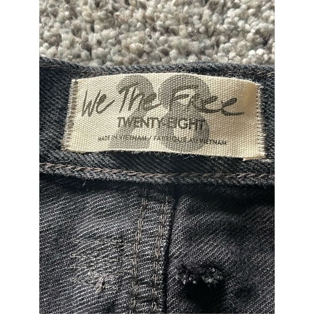 We The Free Cut-Off Distressed Shorts❤️ - Picture 3 of 6